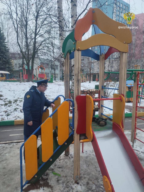 Трагедия на детской площадке: мальчик погиб в Нижнем Новгороде