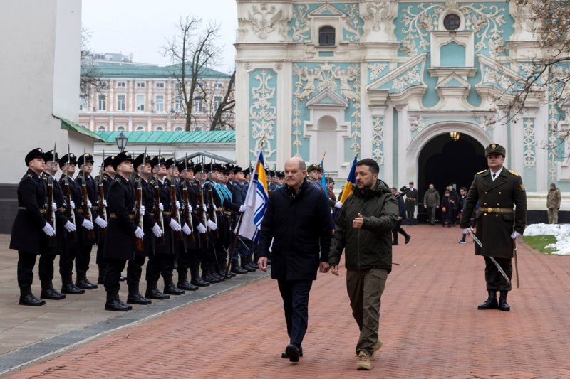 Шольц подтвердил недвусмысленную поддержку Украины из Киева