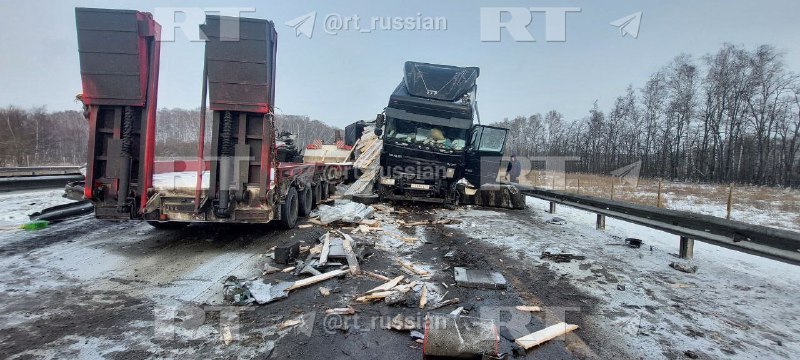 ДТП на трассе М-4 в Тульской области: водитель большегруза вылетел на встречную полосу