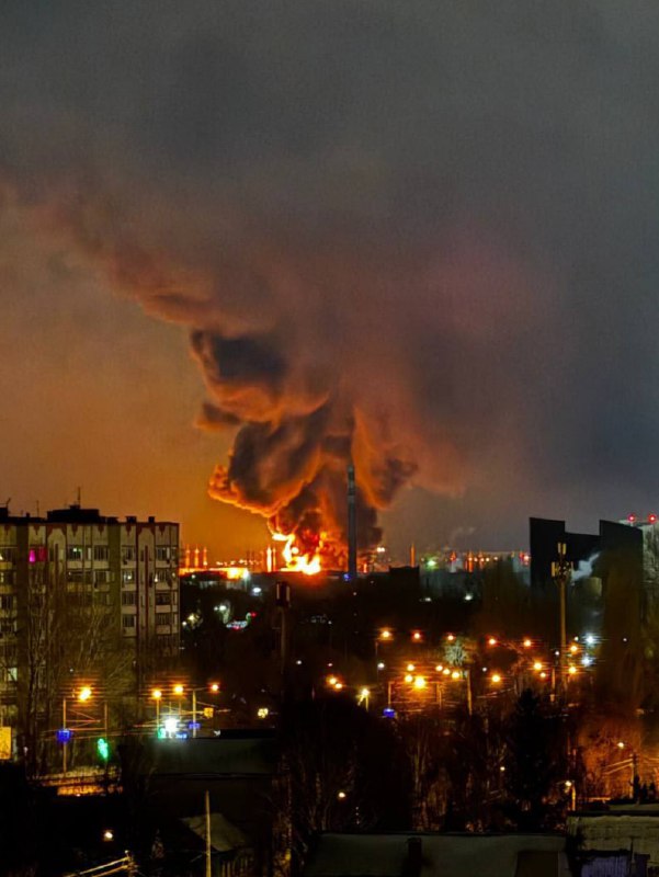 Пожар в Энгельсе: два пожарных погибли при ликвидации возгорания