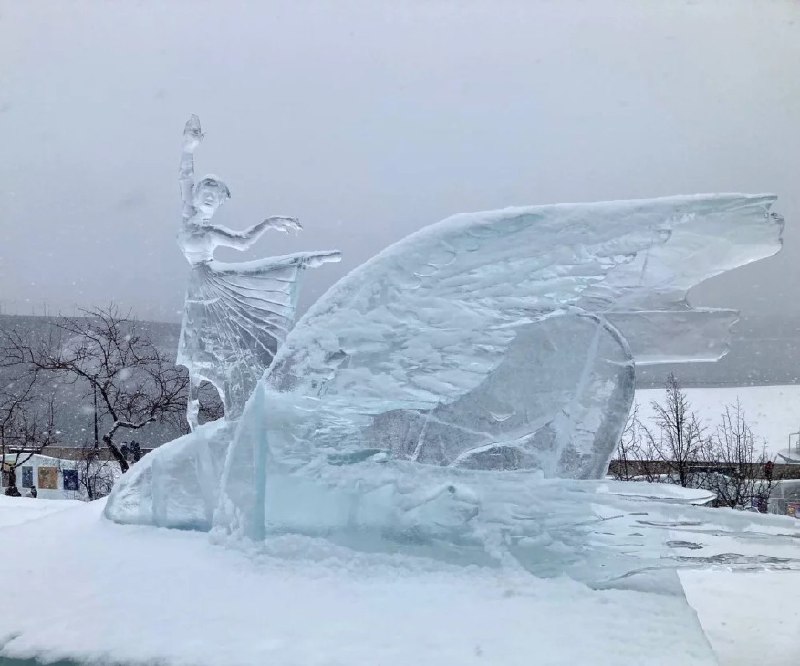 Международный фестиваль ледяных скульптур в Красноярске